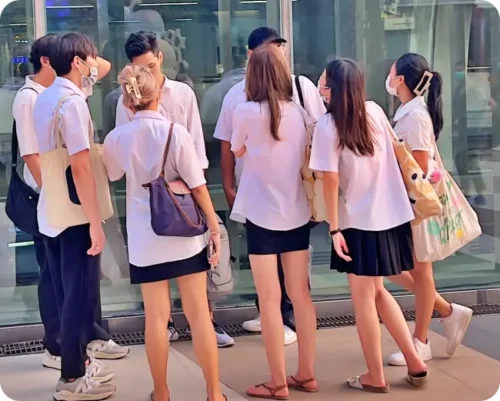 Read more about the article 방콕 12월 날씨, 건기 비, 여행 옷, 공항 교통 정보, 숙소 가격, 항공료