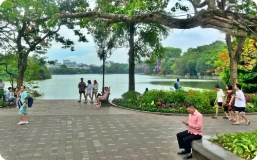 Read more about the article 하노이 4월 날씨, 비 강수량, 옷차림, 커피 추천, 유심 할인, 항공료