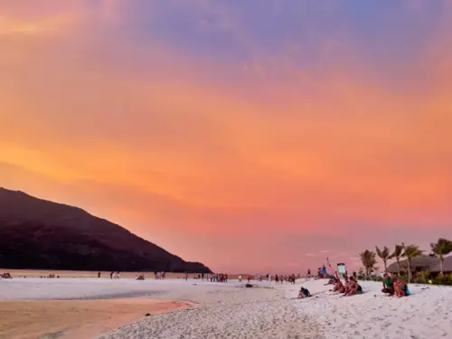 Read more about the article 태국 esim 2번 사용 후기, 설치 방법,  장점, 단점, 지원폰 종류, 가격 정보