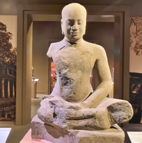 Read more about the article 시엠립 앙코르 국립 박물관, 시간표, 가격, 가는 방법, 여행 코스 추천