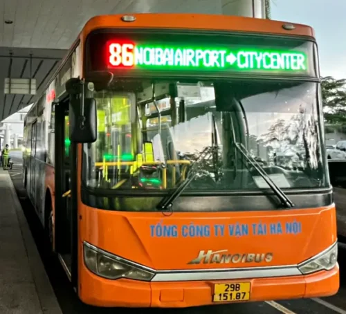 Read more about the article 하노이 공항버스, 시내 가는 방법,  요금,  교통 정보, 그랩 가격, 단점