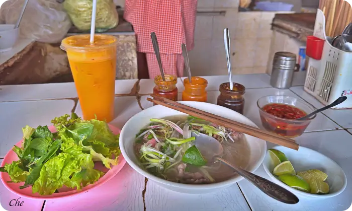 냐트랑 음식